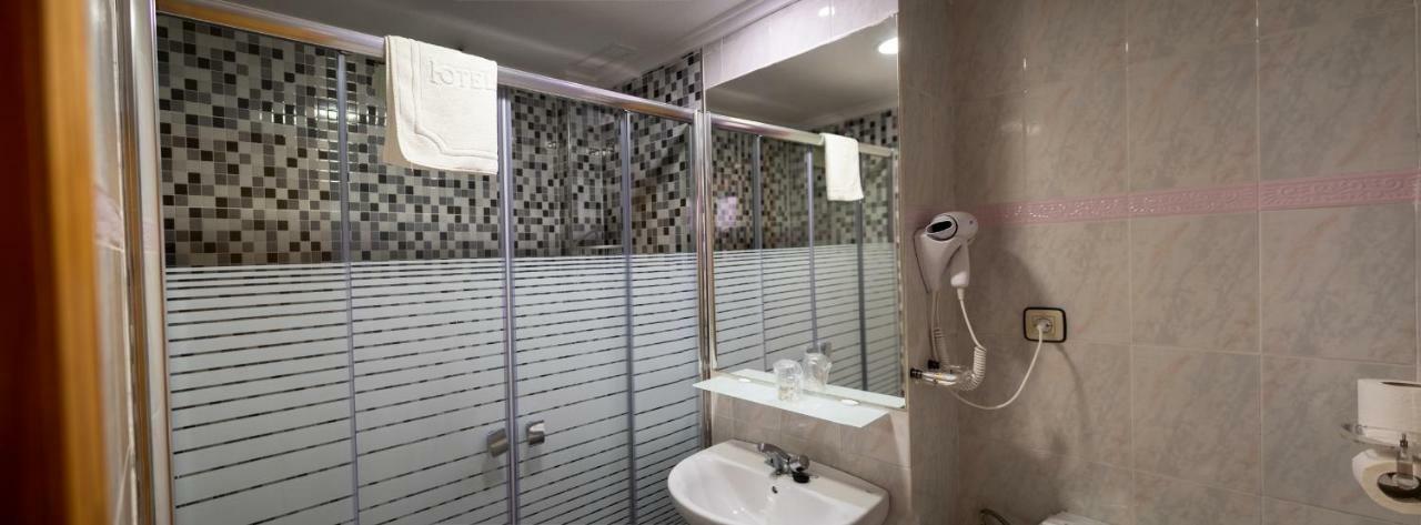 Hotel Quino Guardamar del Segura Ngoại thất bức ảnh
